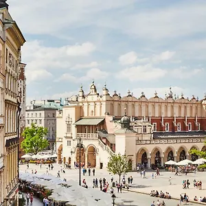 3* Appart hôtel For Main Square